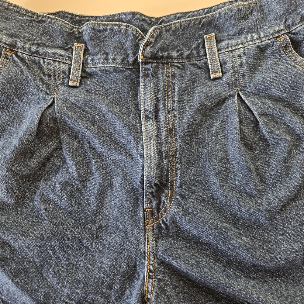 Levi's Women Blue Jean High Rise Mom Shorts 33 EUC - Picture 4 of 8